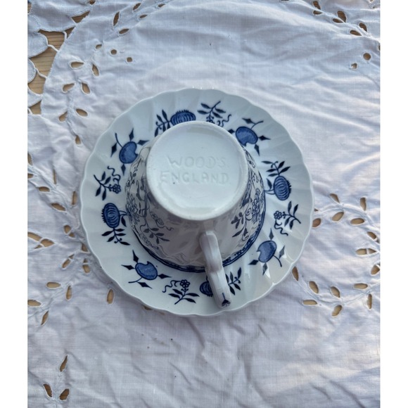 Wood and Sons Old Vienna Blue White Ironstone Tea Cup Saucer Set England Vintage - Picture 4 of 7